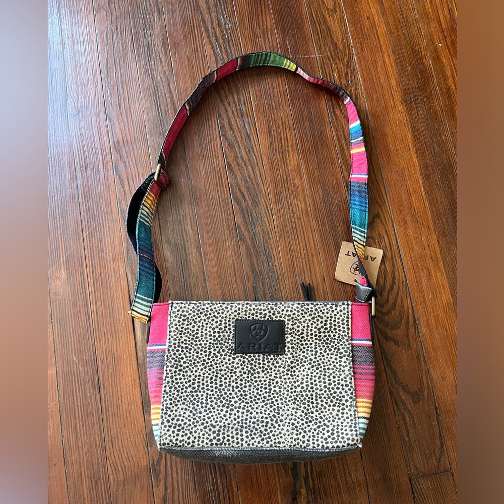 Ariat Multicolor Shoulder Bag
